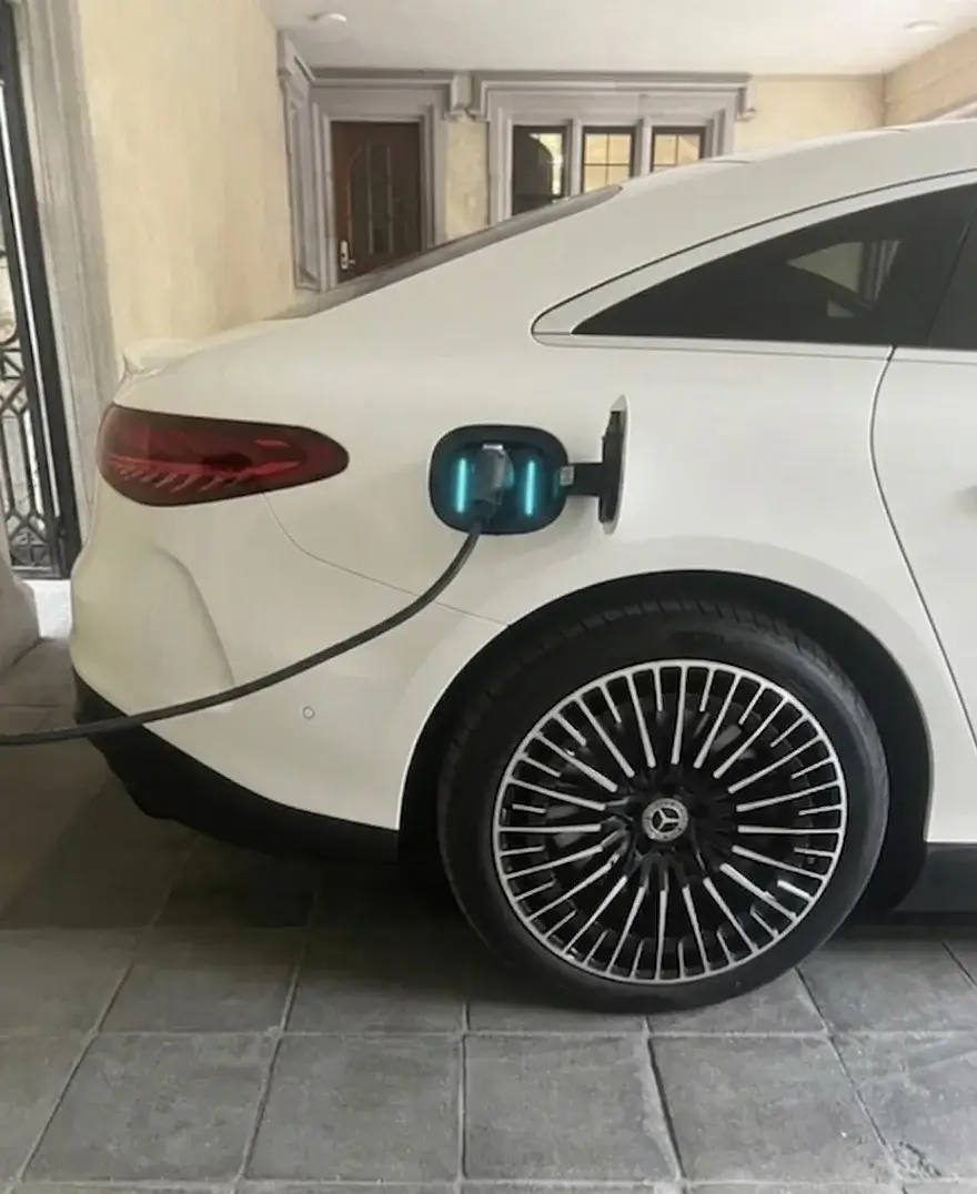 Adecuación eléctrica en cochera cerrada para Mercedes-Benz en Santa Anita, Guadalajara